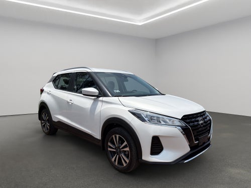 2025 Nissan Kicks VUD 5 pts. Play Advance e-Power, E-REV, TA, RA-17 (línea nueva)