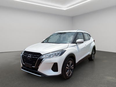 2025 Nissan Kicks VUD 5 pts. Play Advance e-Power, E-REV, TA, RA-17 (línea nueva)