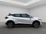 2025 Nissan Kicks VUD 5 pts. Play Advance e-Power, E-REV, TA, RA-17 (línea nueva)