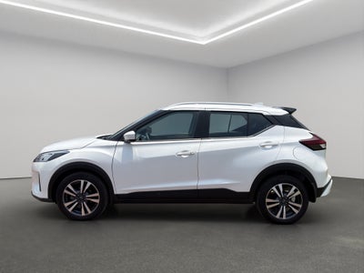 2025 Nissan Kicks VUD 5 pts. Play Advance e-Power, E-REV, TA, RA-17 (línea nueva)