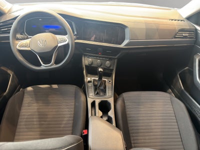 2024 Volkswagen Jetta A7 4 pts. Comfortline, 1.4T, TA, RA-16 (línea anterior)