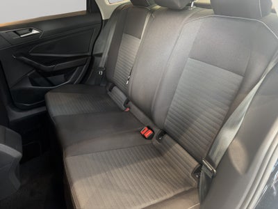 2024 Volkswagen Jetta A7 4 pts. Comfortline, 1.4T, TA, RA-16 (línea anterior)