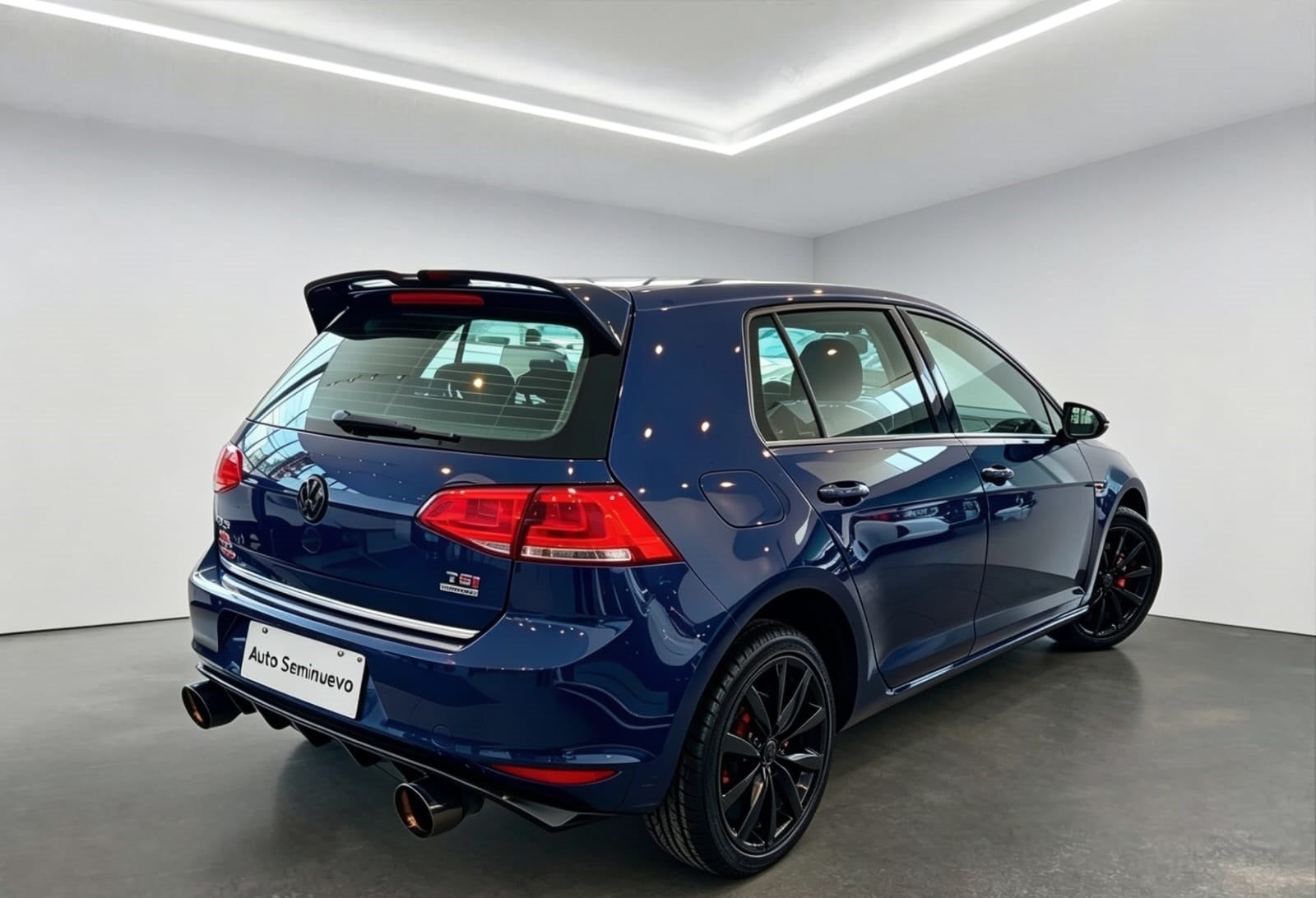 2017 Volkswagen Golf A7 5 pts. HB Highline, 1.4T, DSG, climatronic, QCP, f. niebla, RA-17