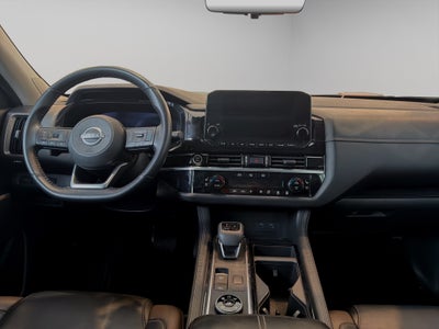 2023 Nissan Pathfinder VUD 5 pts. Platinum, 3.5l, TA, piel premium, RA-20, 4x4 (línea nueva)