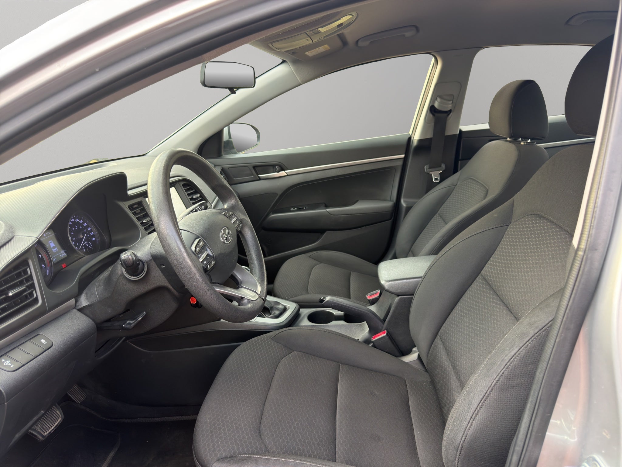 2020 Hyundai Elantra 4 pts. GLS Premium, 2.0l, TA, a/ac., f. led, RA-16 (línea anterior)