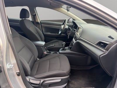 2020 Hyundai Elantra 4 pts. GLS Premium, 2.0l, TA, a/ac., f. led, RA-16 (línea anterior)