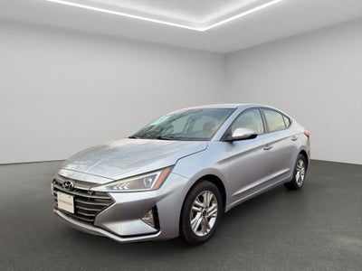 2020 Hyundai Elantra 4 pts. GLS Premium, 2.0l, TA, a/ac., f. led, RA-16 (línea anterior)