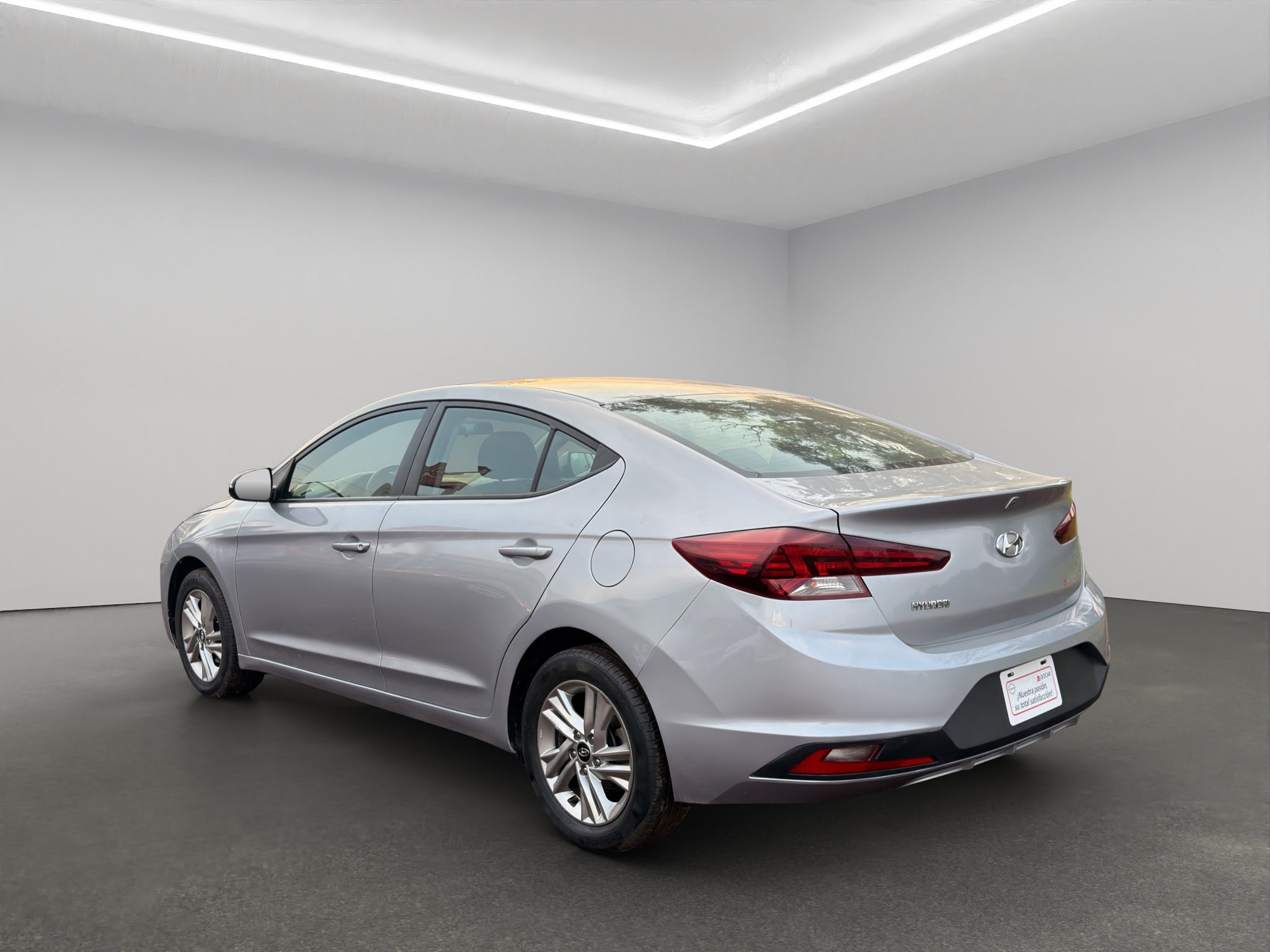 2020 Hyundai Elantra 4 pts. GLS Premium, 2.0l, TA, a/ac., f. led, RA-16 (línea anterior)