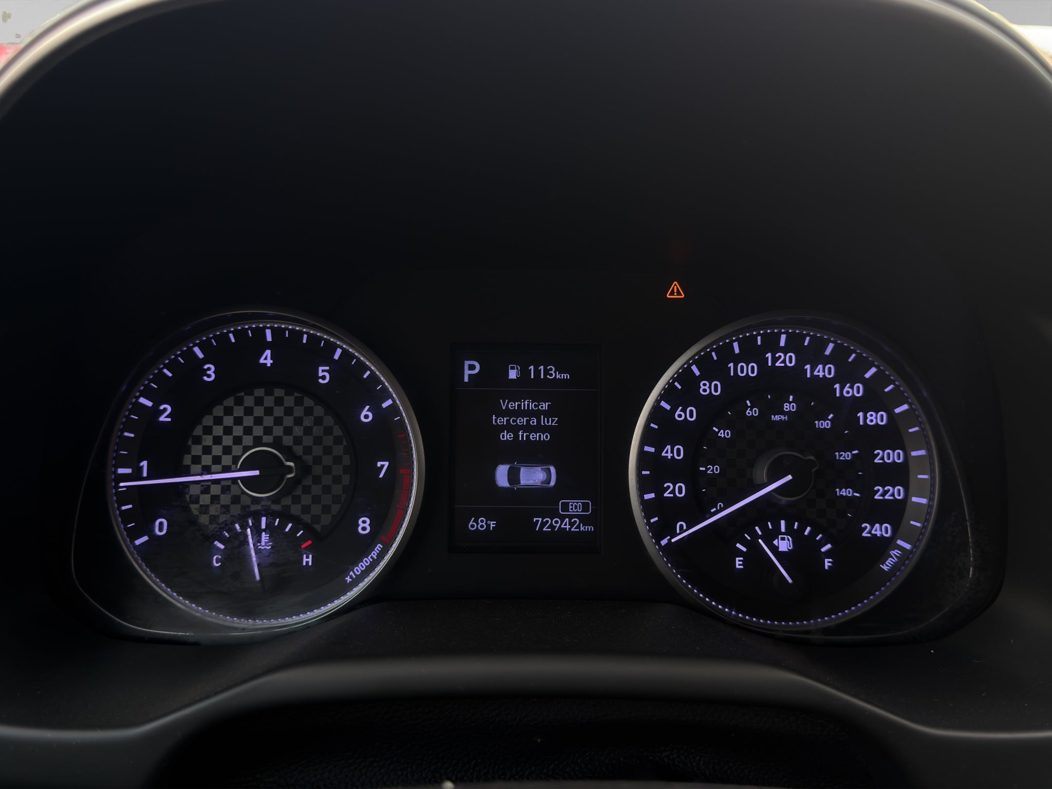 2020 Hyundai Elantra 4 pts. GLS Premium, 2.0l, TA, a/ac., f. led, RA-16 (línea anterior)