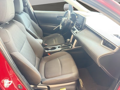 2022 Toyota Corolla Cross VUD 5 pts. LE, 2.0l, TA, QC, RA-17