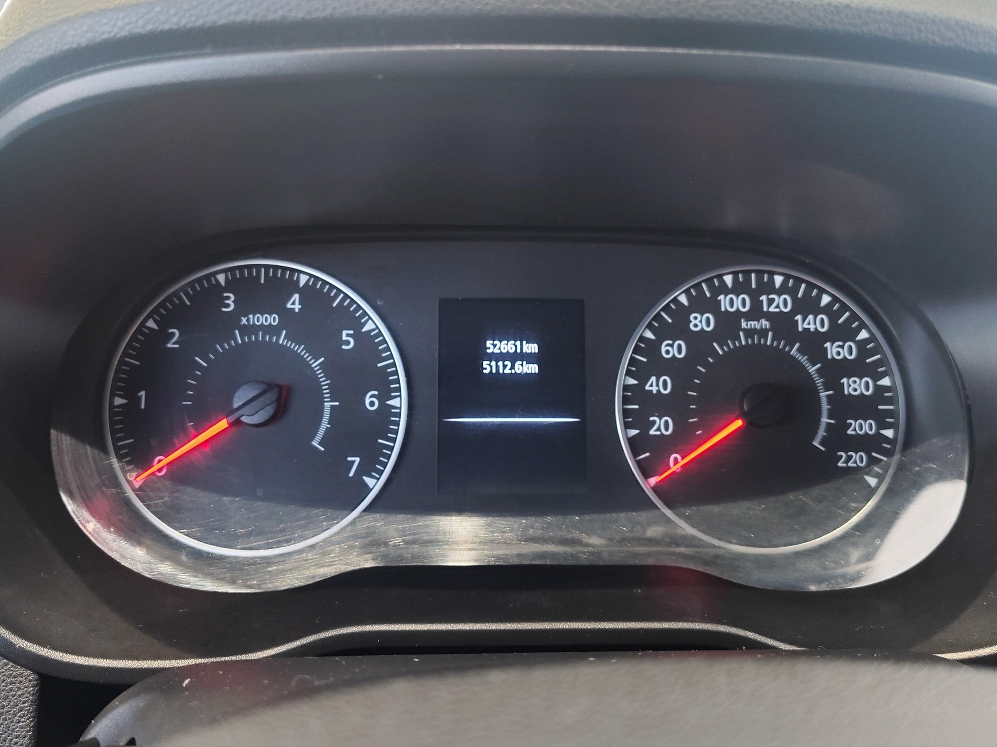 2022 Renault Duster VUD 5 pts. Iconic, 1.3T, TA, a/ac., VE, MP3, GPS, f. niebla, RA-17