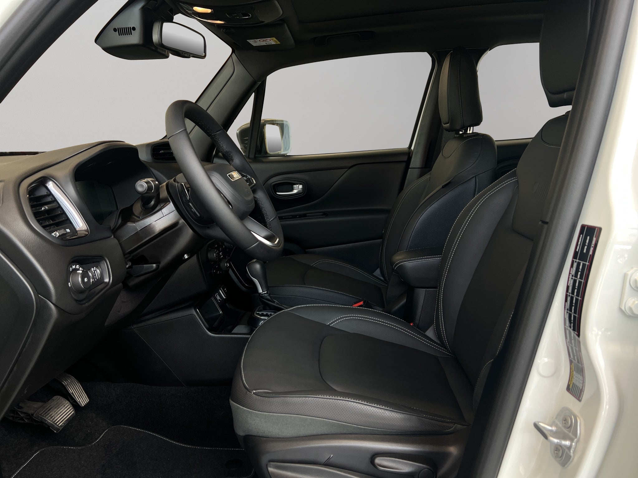 2025 Jeep Renegade VUD 5 pts. Limited S, 1.3T, TA, a/ac. Aut., piel, QCP, RA-19