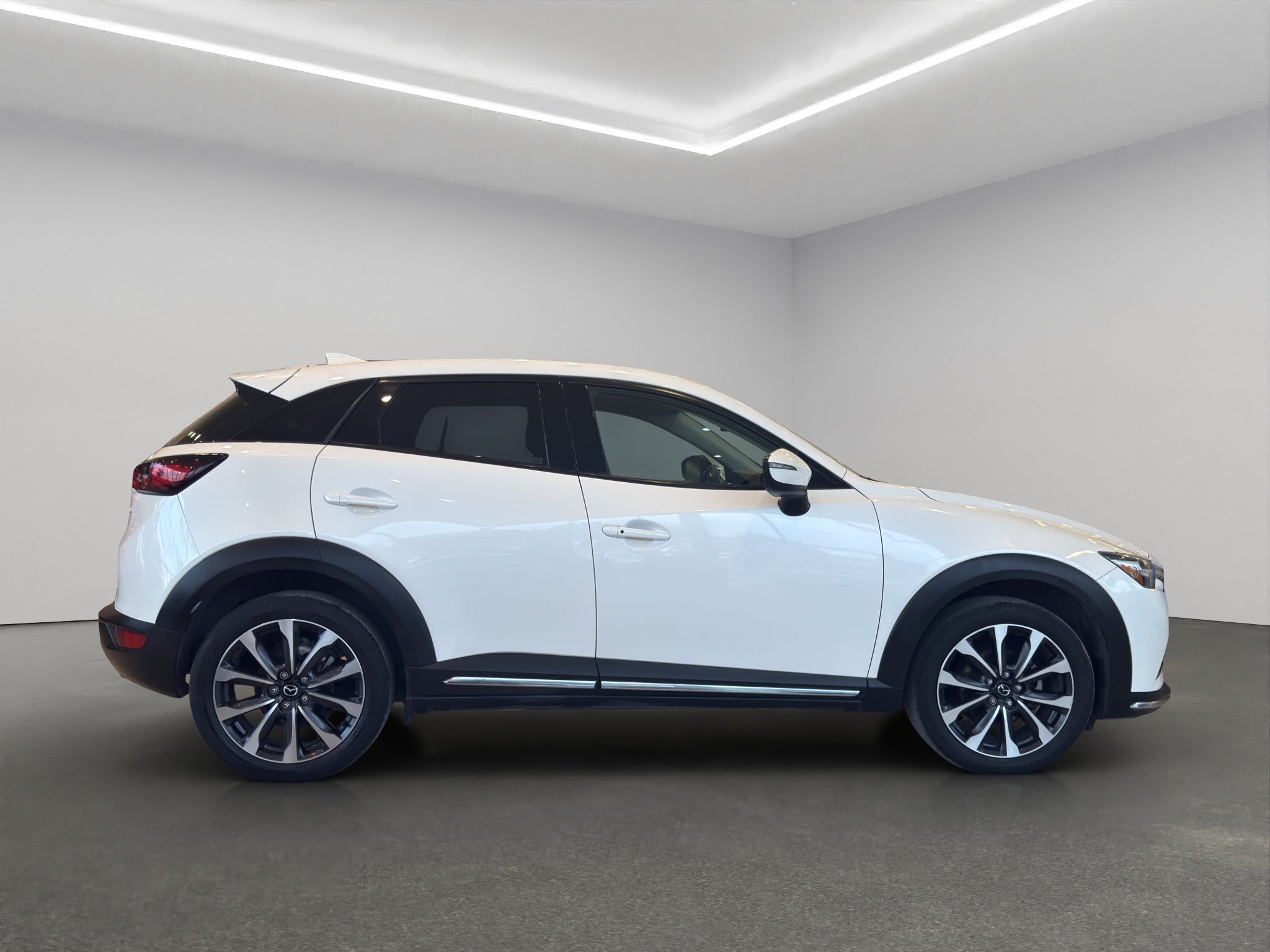 2022 Mazda Mazda CX-3 VUD 5 pts. i Grand Touring, 2.0l, TA, piel, QC, RA-18