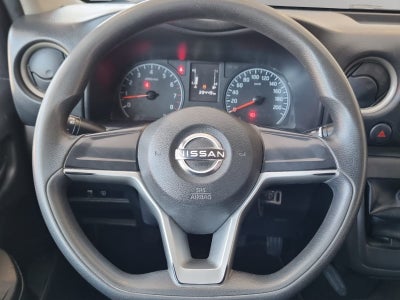 2022 Nissan Comerciales Urvan Panel 4 pts. Amplia, TM5, a/ac.