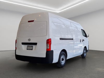2022 Nissan Comerciales Urvan Panel 4 pts. Amplia, TM5, a/ac.