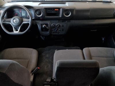 2023 Nissan Comerciales Urvan Panel 4 pts. Amplia, TM5, a/ac.