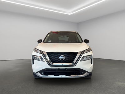 2023 Nissan X-Trail VUD 5 pts. Platinum, TA, piel, QCP, GPS, RA-19 (línea nueva)