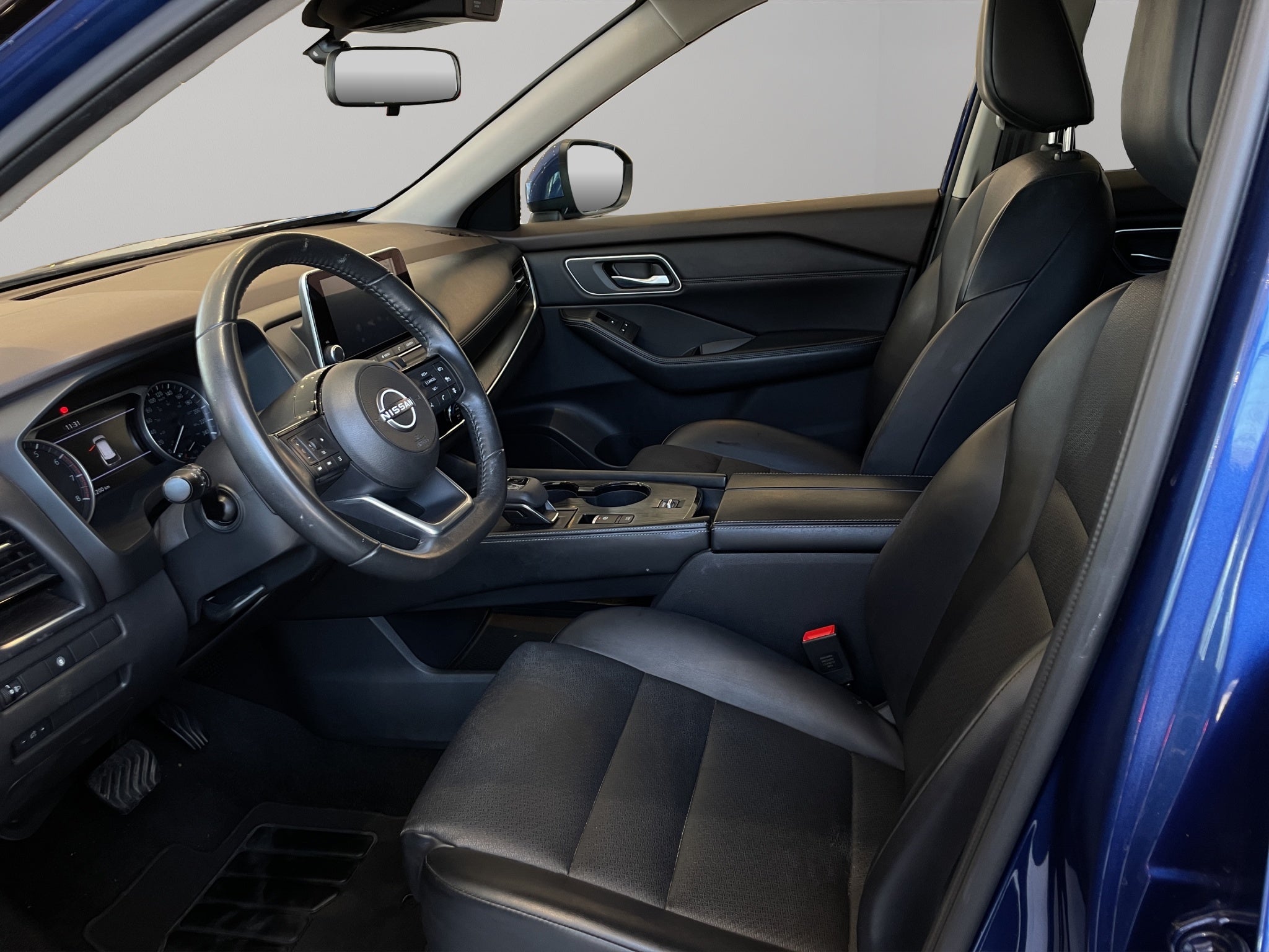 2024 Nissan X-Trail VUD 5 pts. Exclusive, TA, piel, RA-18