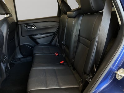 2024 Nissan X-Trail VUD 5 pts. Exclusive, TA, piel, RA-18