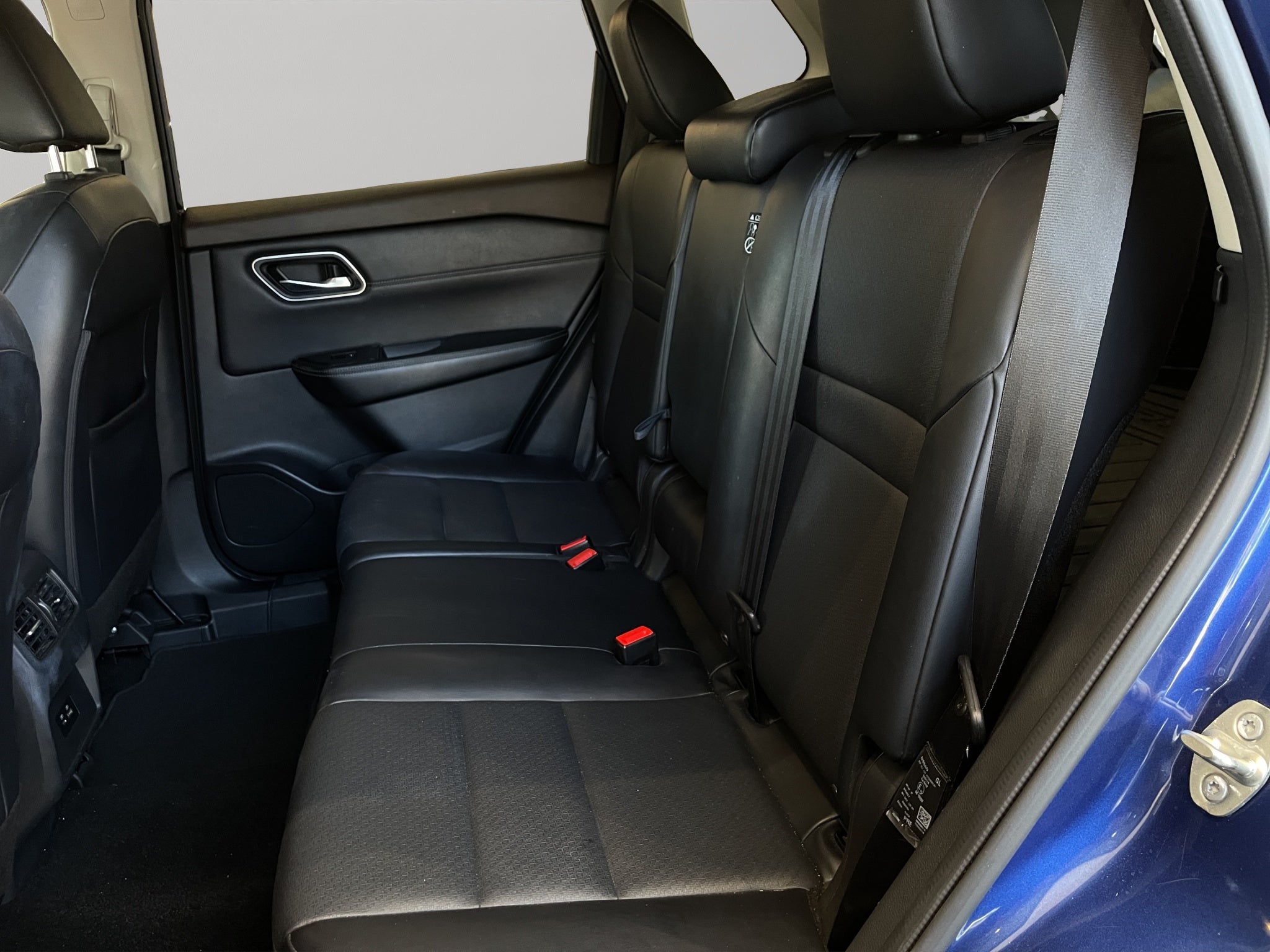 2024 Nissan X-Trail VUD 5 pts. Exclusive, TA, piel, RA-18