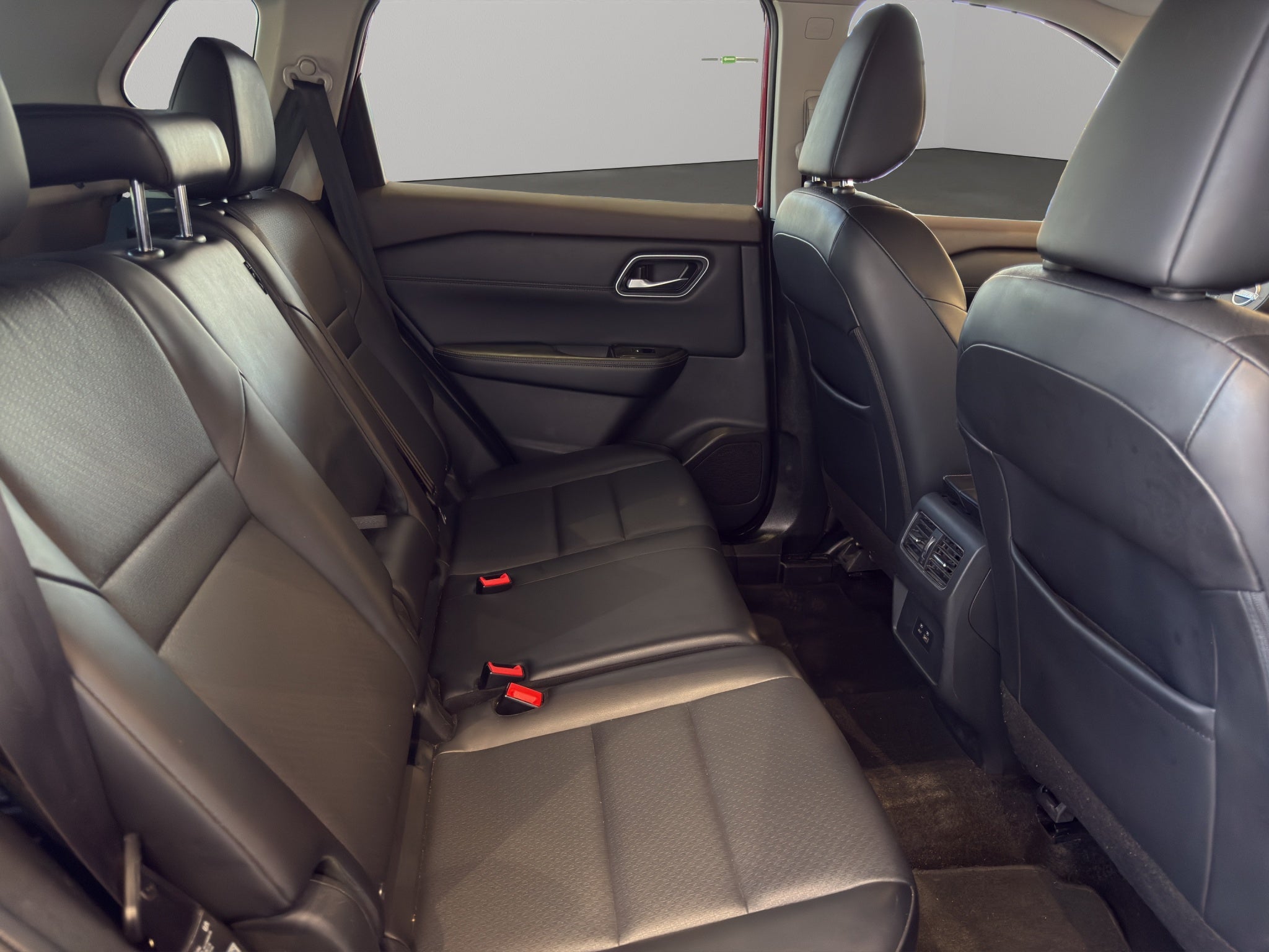 2024 Nissan X-Trail VUD 5 pts. Exclusive, TA, piel, RA-18