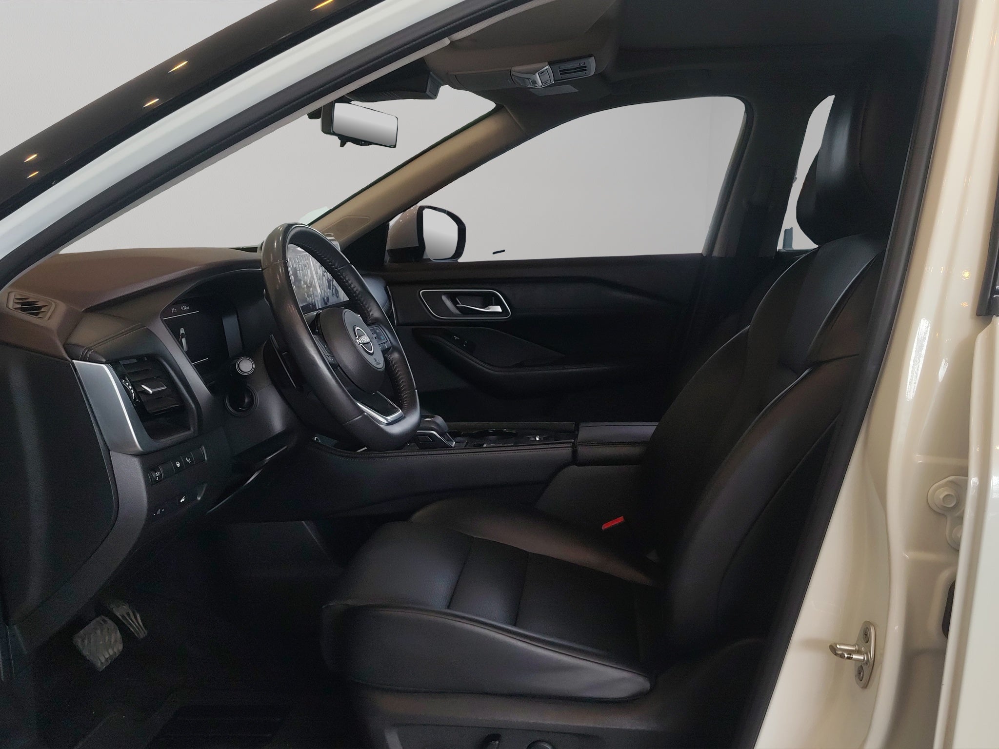 2024 Nissan X-Trail VUD 5 pts. Platinum Plus, TA, piel, QCP, GPS, ADAS, RA-19