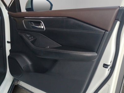 2024 Nissan X-Trail VUD 5 pts. Platinum Plus, TA, piel, QCP, GPS, ADAS, RA-19
