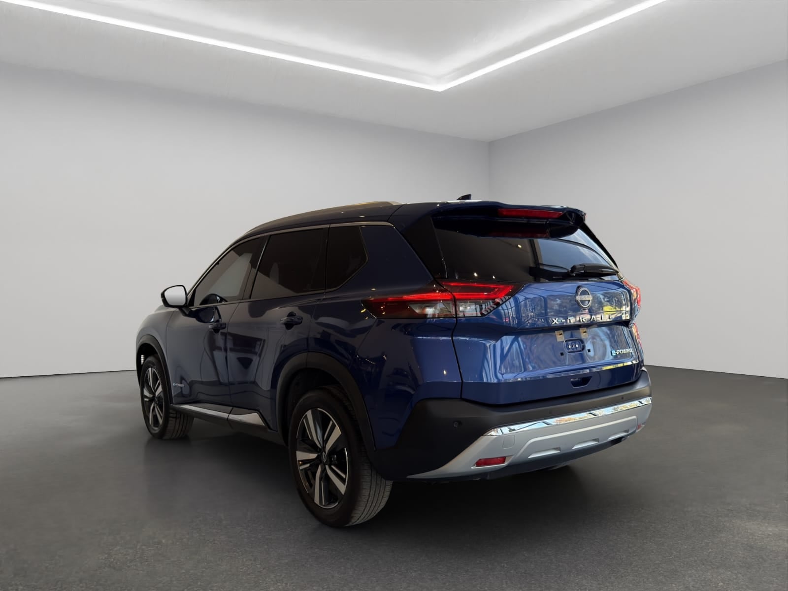 2024 Nissan X-Trail VUD 5 pts. Platinum e-Power, E-REV, TA, QCP, s. Bose, RA-19