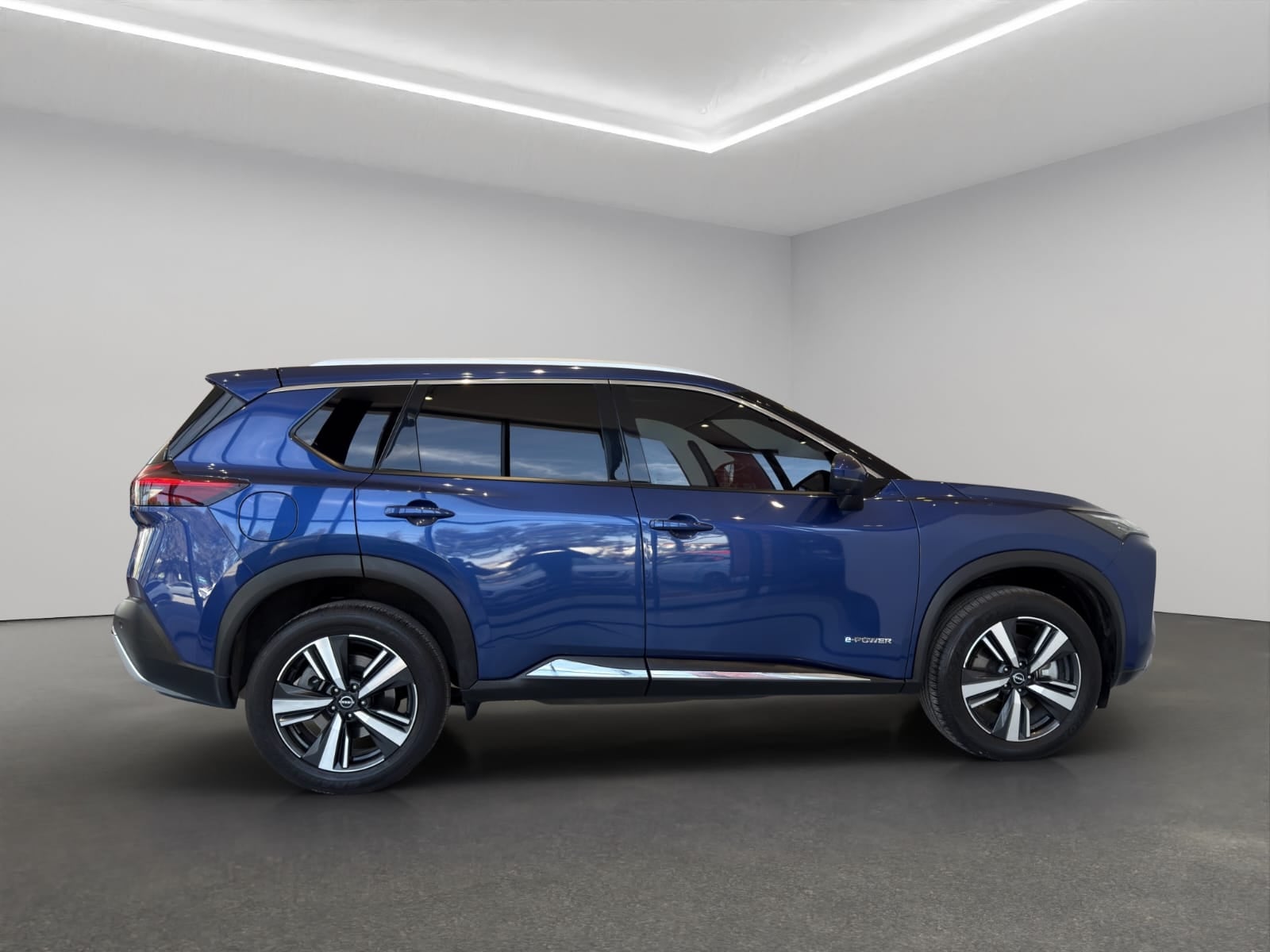 2024 Nissan X-Trail VUD 5 pts. Platinum e-Power, E-REV, TA, QCP, s. Bose, RA-19