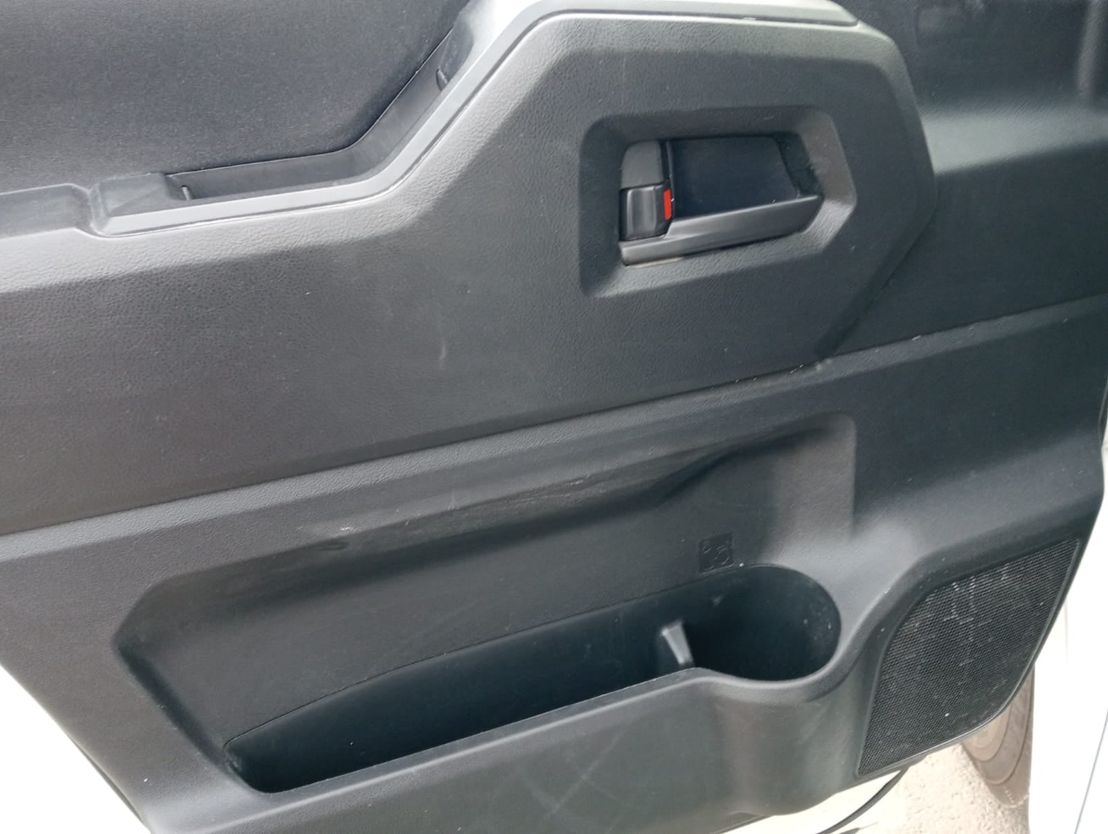 2023 Toyota Hiace Pasajeros PANEL