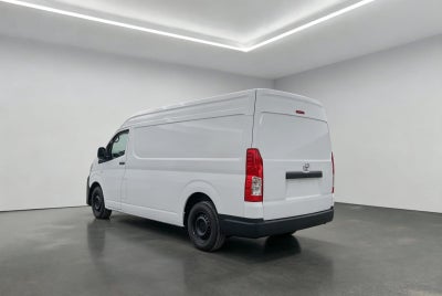 2023 Toyota Hiace Pasajeros PANEL