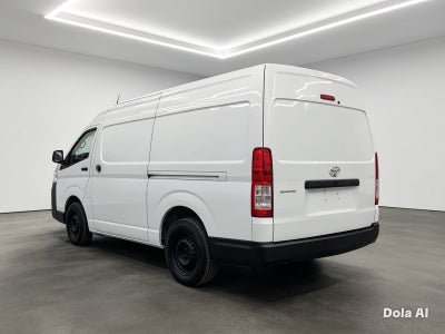 2023 Toyota Hiace Pasajeros PANEL