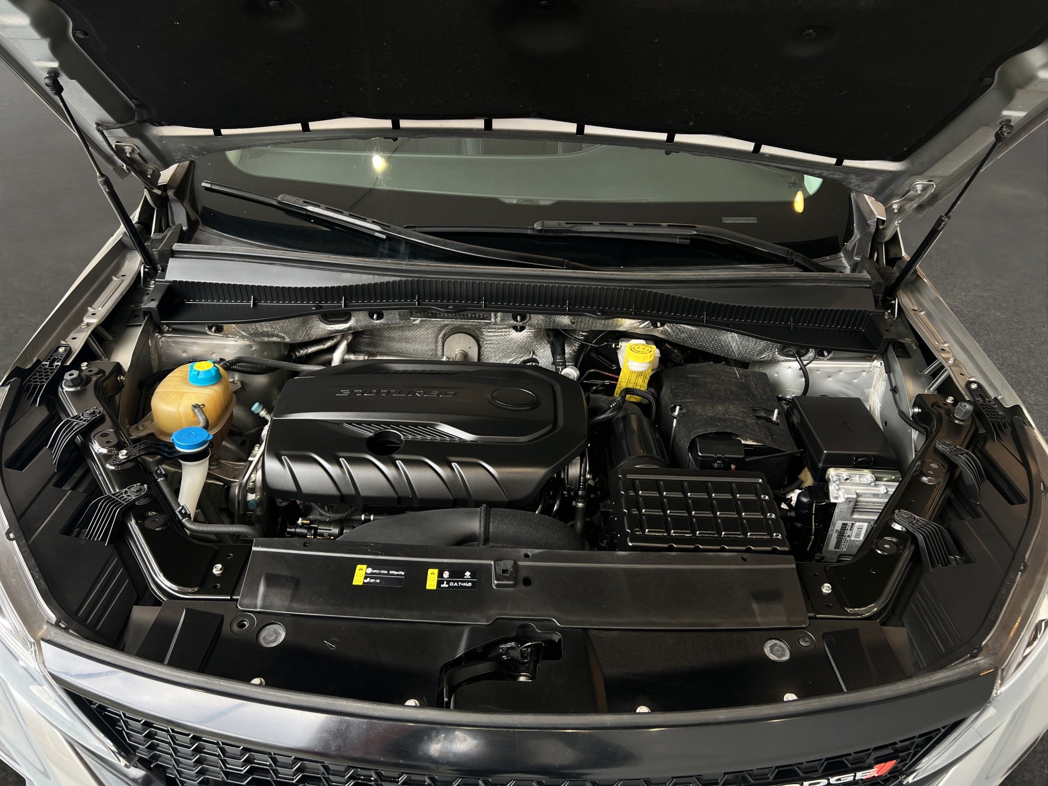 2023 Dodge Journey VUD 5 pts. SXT, 1.5T, TA, RA-18