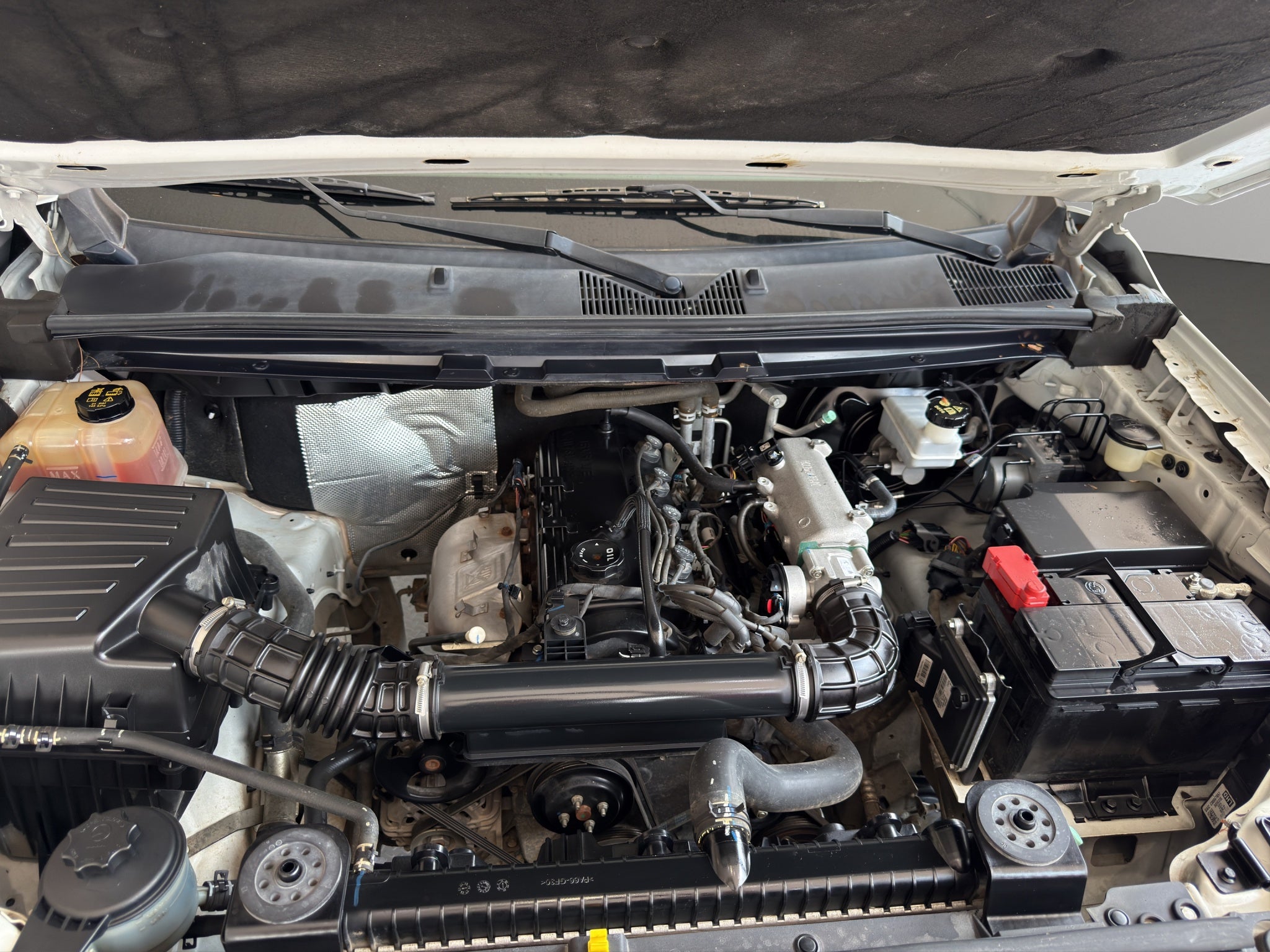 2023 Chevrolet Comerciales S10 Max 4 pts. E, Pick-Up, Doble Cab., 2.4l, TM6, a/ac., RA-16