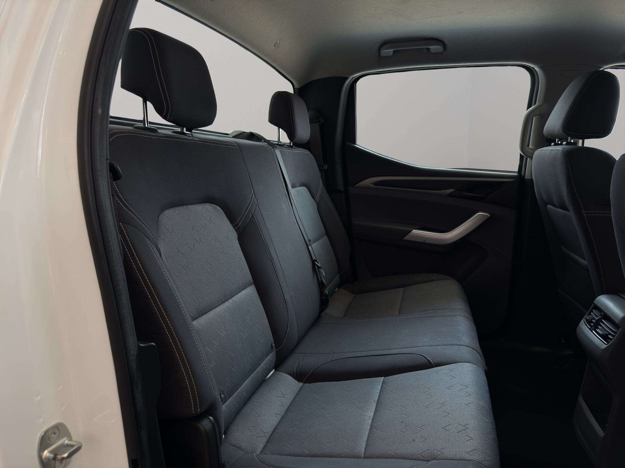 2023 Chevrolet Comerciales S10 Max 4 pts. E, Pick-Up, Doble Cab., 2.4l, TM6, a/ac., RA-16