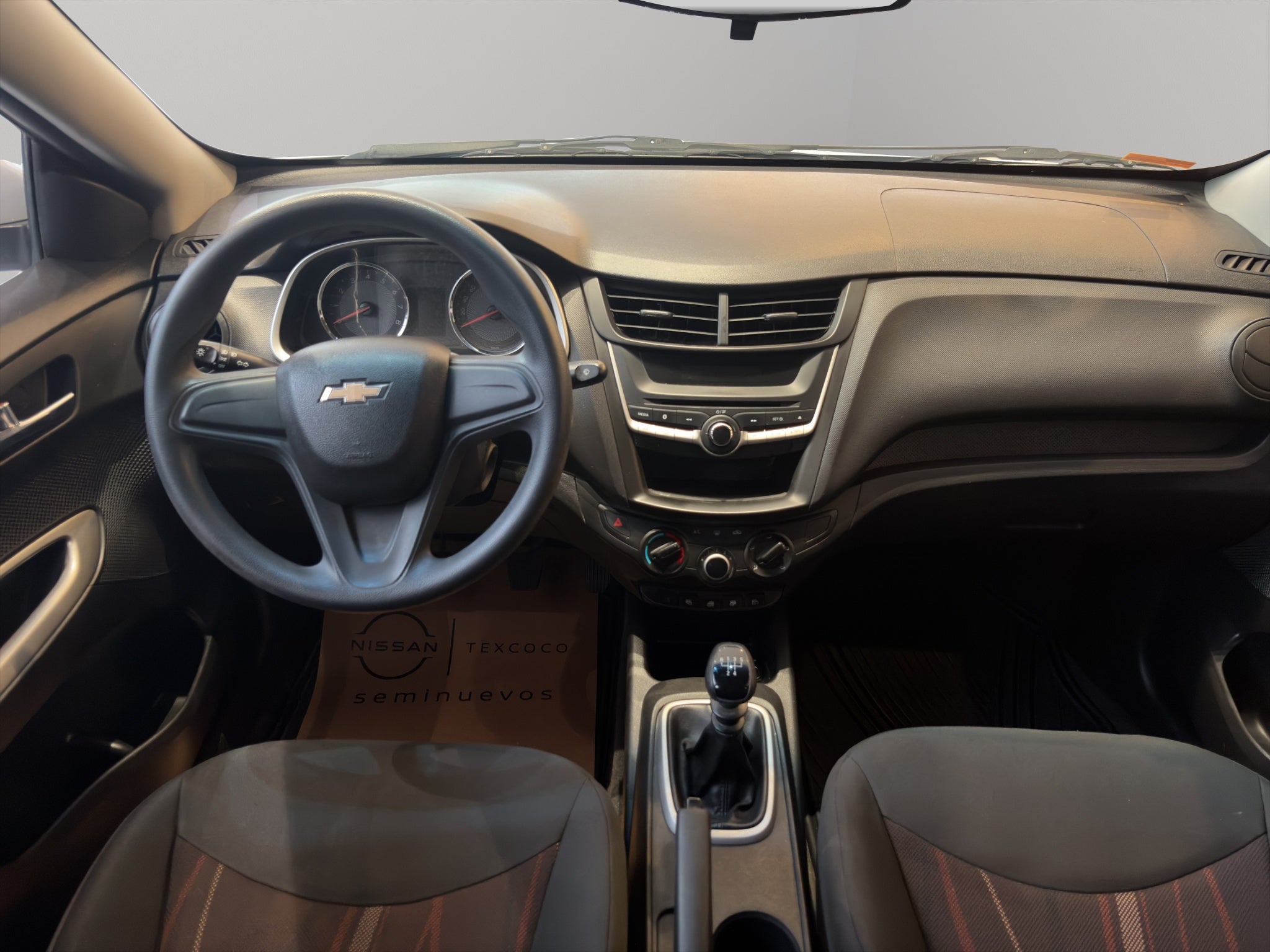 2018 Chevrolet Aveo 4 pts. LS, TM5, a/ac., R-14 (línea nueva)