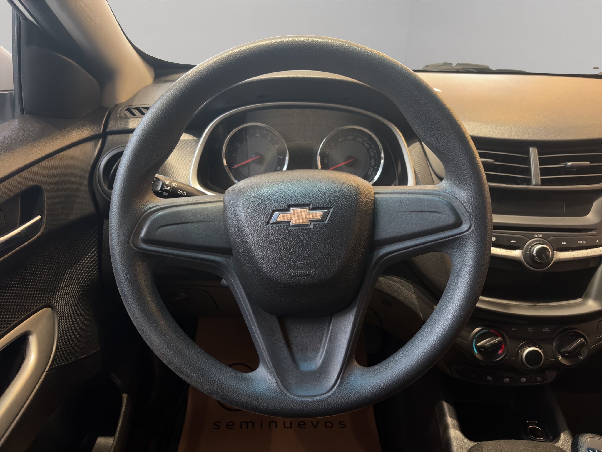 2018 Chevrolet Aveo 4 pts. LS, TM5, a/ac., R-14 (línea nueva)