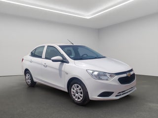 2023 Chevrolet Aveo 4 pts. LS, TM5, a/ac., R-14 (línea anterior)