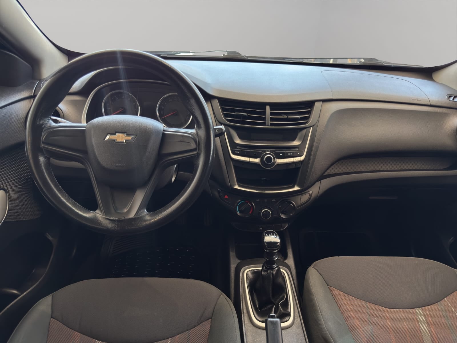 2020 Chevrolet Aveo 4 pts. LS, TM5, a/ac., R-14
