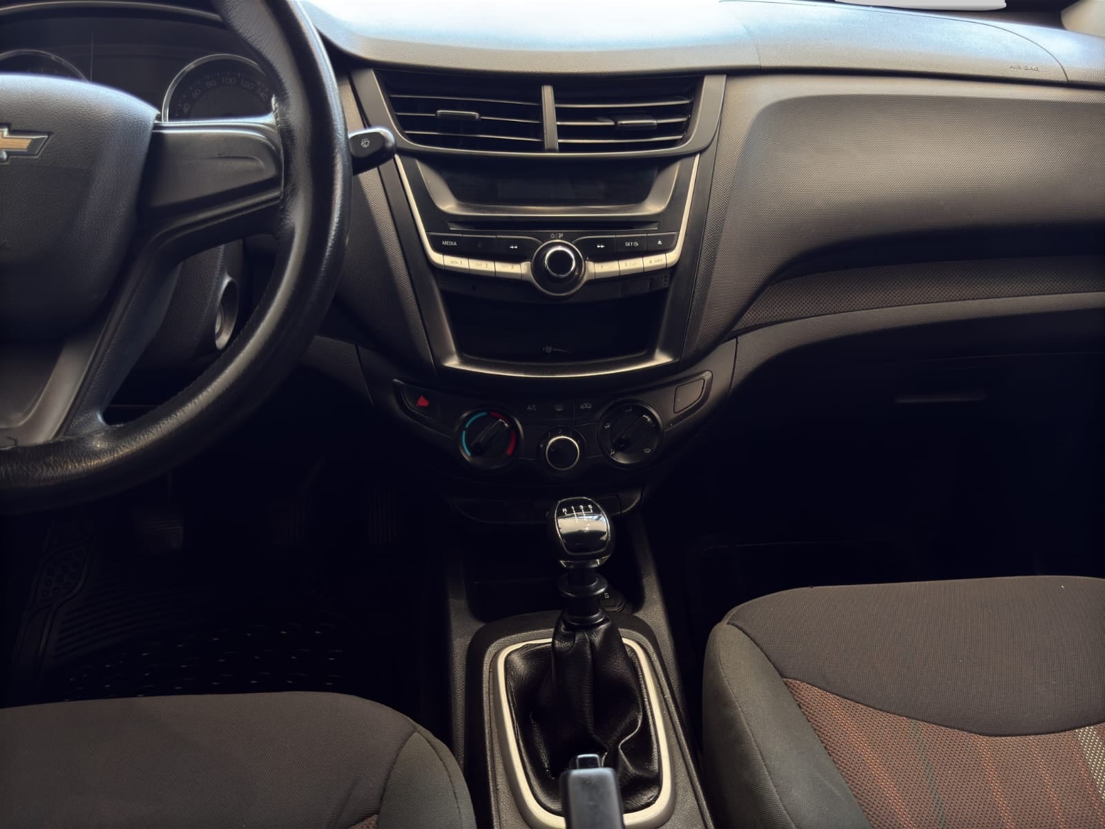 2020 Chevrolet Aveo 4 pts. LS, TM5, a/ac., R-14