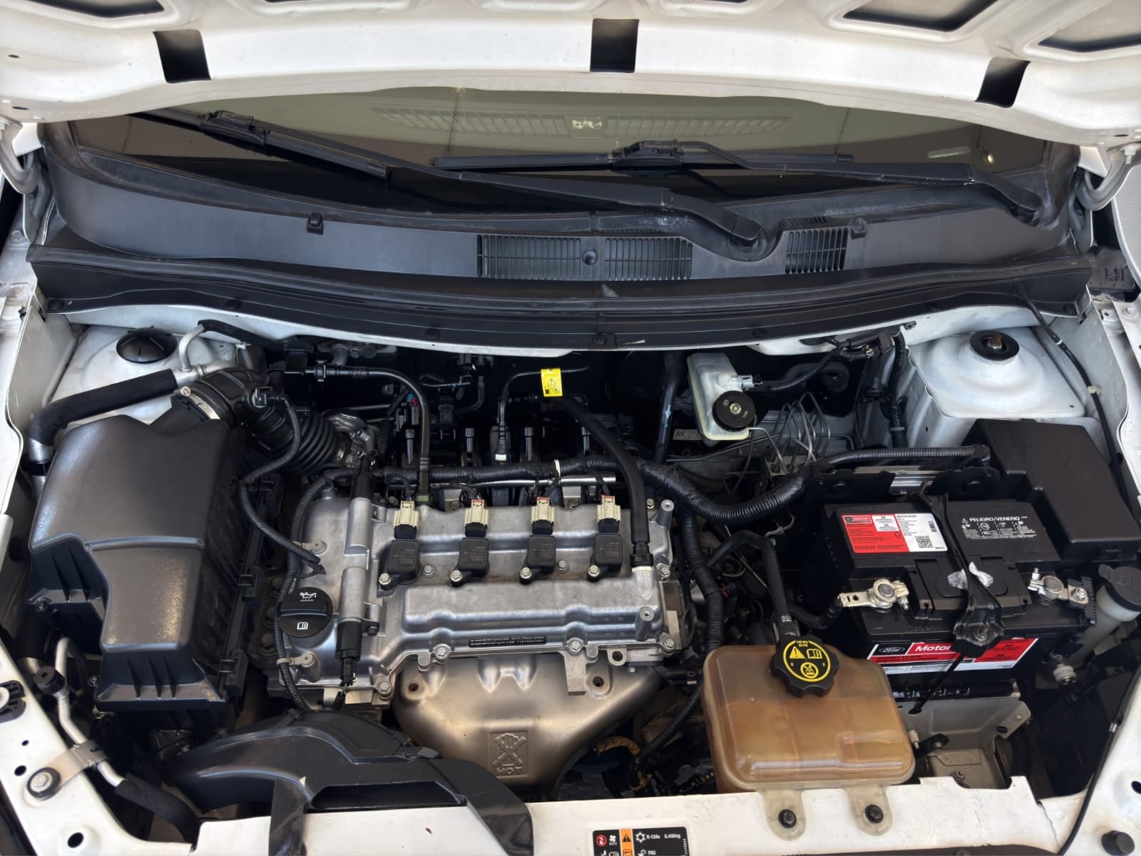 2020 Chevrolet Aveo 4 pts. LS, TM5, a/ac., R-14