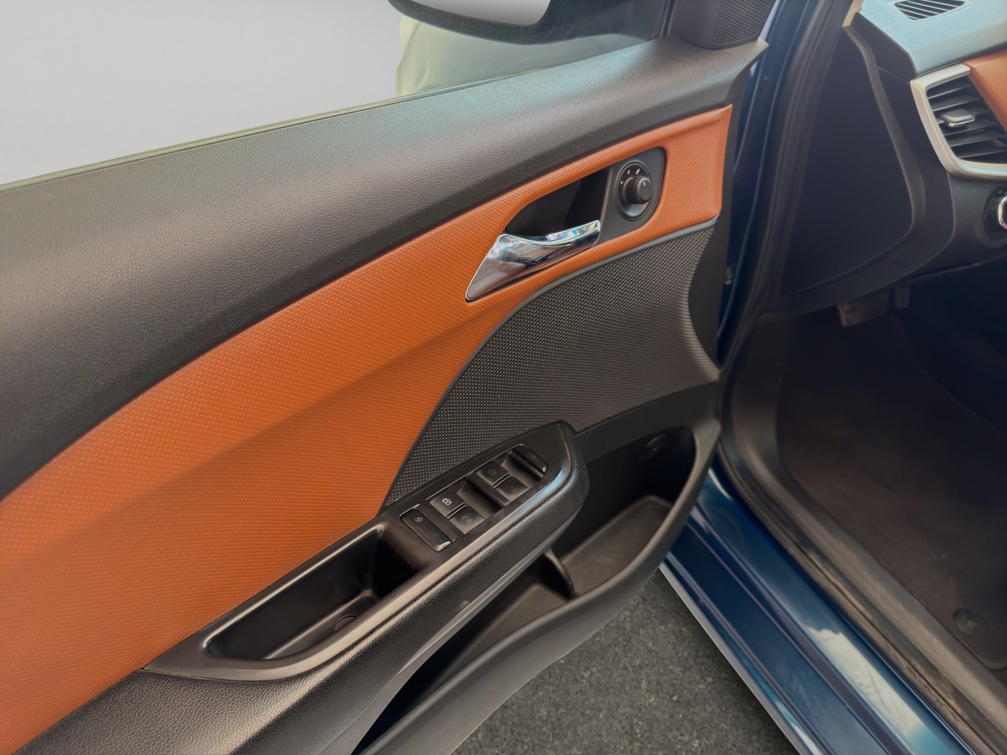2020 Chevrolet Cavalier 4 pts. Premier, 1.5l, TA, a/ac., VE, piel, QC, RA-16