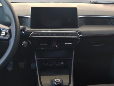 2025 MG MG3 5 pts. HB Style, 1.5l, TM5, VE, pantalla, RA-16