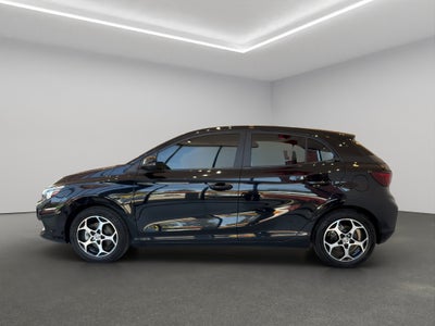 2025 MG MG3 5 pts. HB Excite, 1.5l, TA, VE, piel, QC, pantalla, RA-16