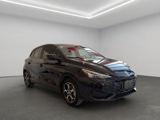 2025 MG MG3 5 pts. HB Excite, 1.5l, TA, VE, piel, QC, pantalla, RA-16