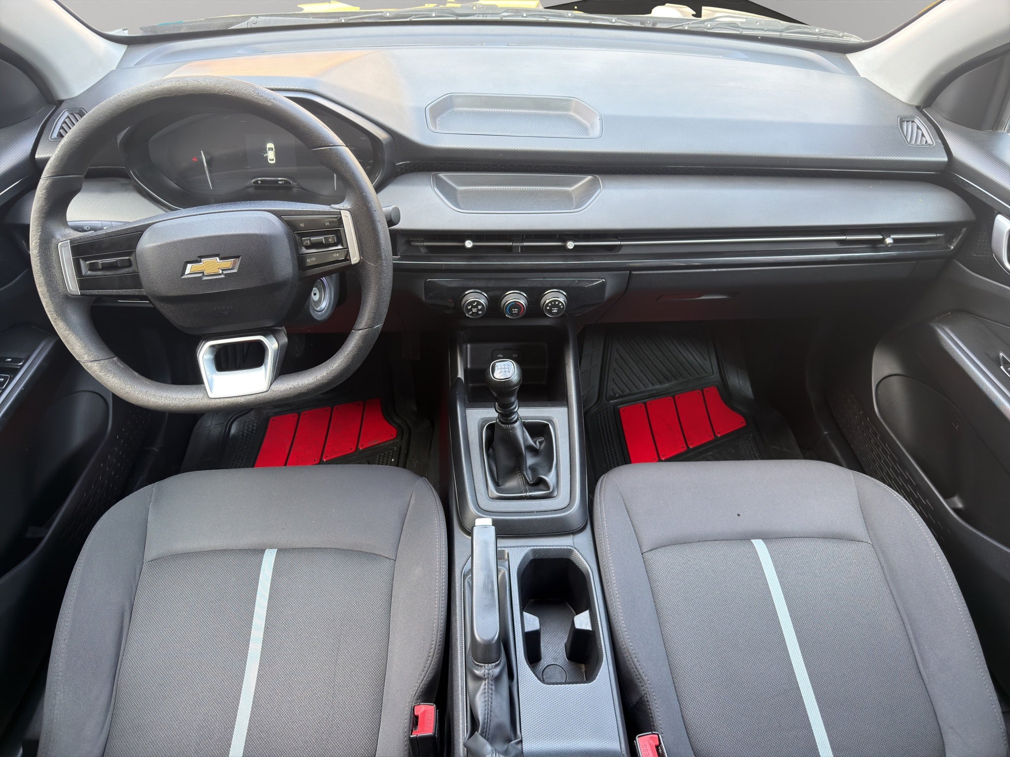 2024 Chevrolet Aveo 5 pts. HB LS, 1.5l, TM6, a/ac., RA-15 (línea nueva)