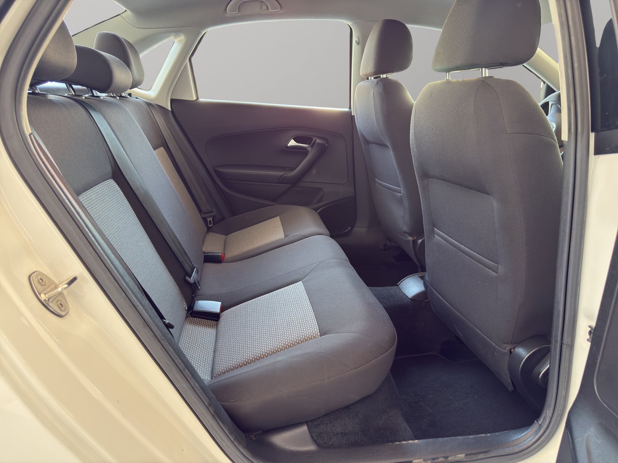 2021 Volkswagen Vento 4 pts. Comfortline Plus, TM5, climatronic, VE, f. niebla, RA-15