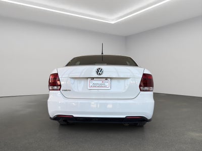 2021 Volkswagen Vento 4 pts. Comfortline Plus, TM5, climatronic, VE, f. niebla, RA-15