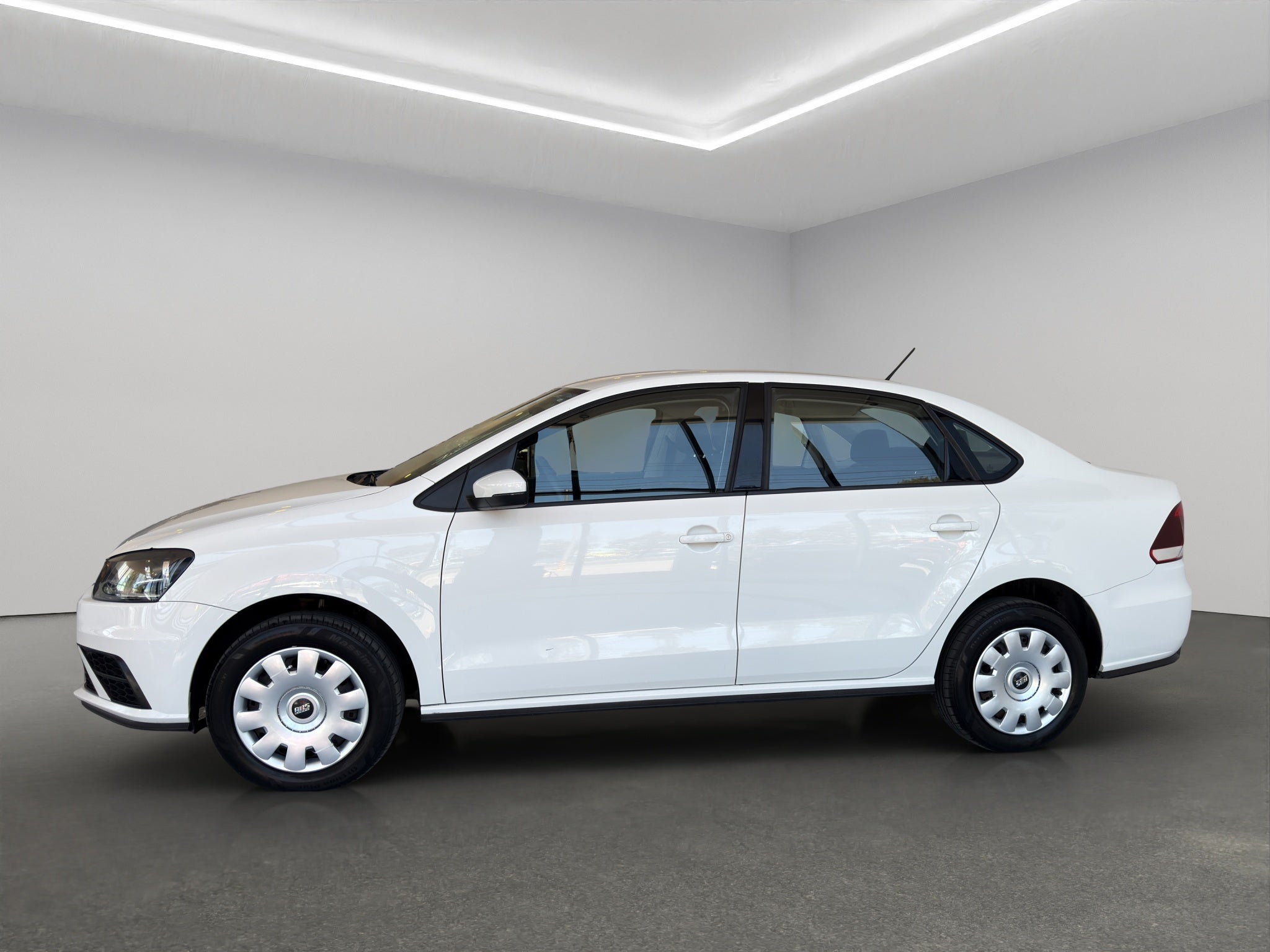 2021 Volkswagen Vento 4 pts. Comfortline Plus, TM5, climatronic, VE, f. niebla, RA-15
