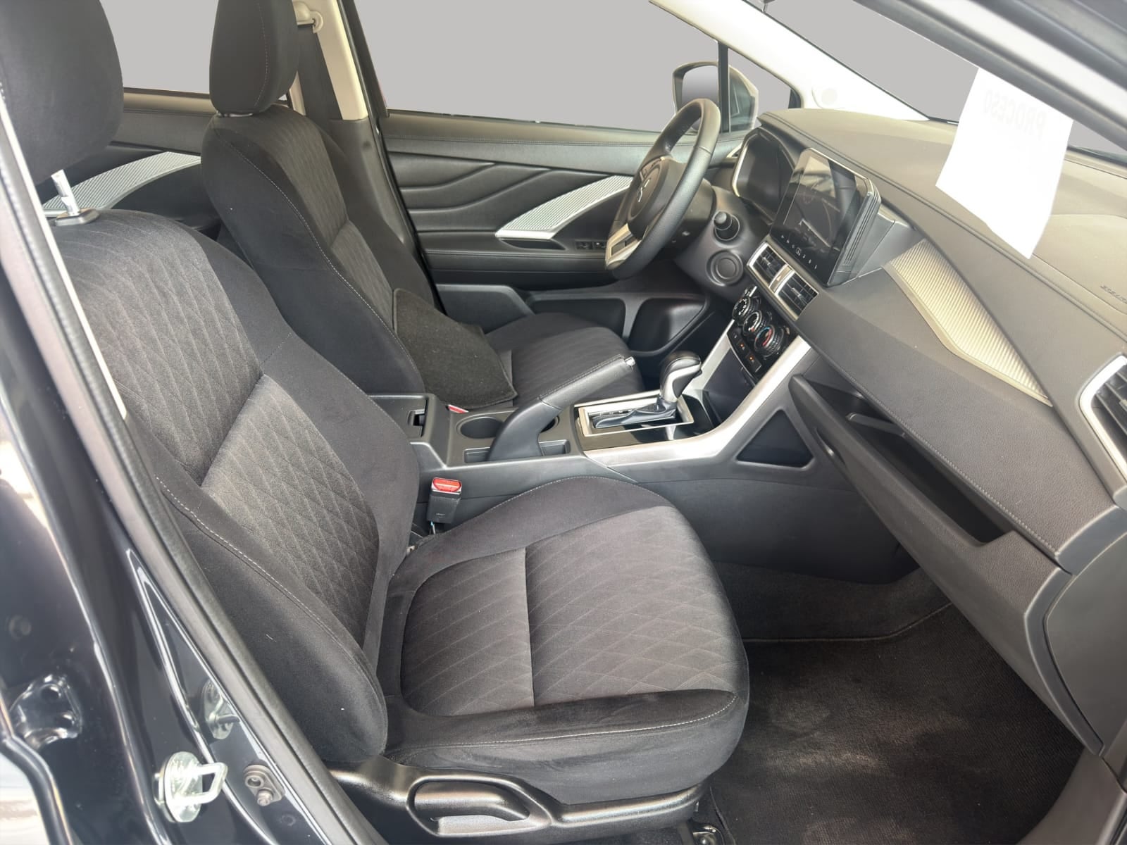 2025 Mitsubishi Xpander VUD 5 pts. GLS, 1.5l, TA, 7 pas., RA-16